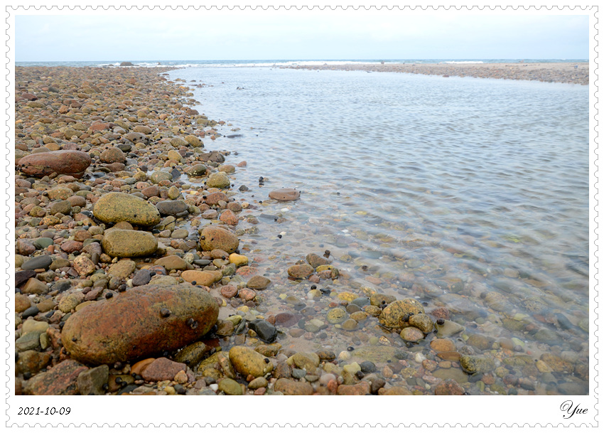  Sandwich Town Beach, beachcombing